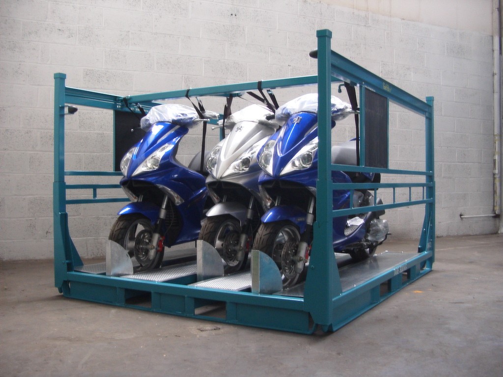 Palet para almacenamiento de scooters